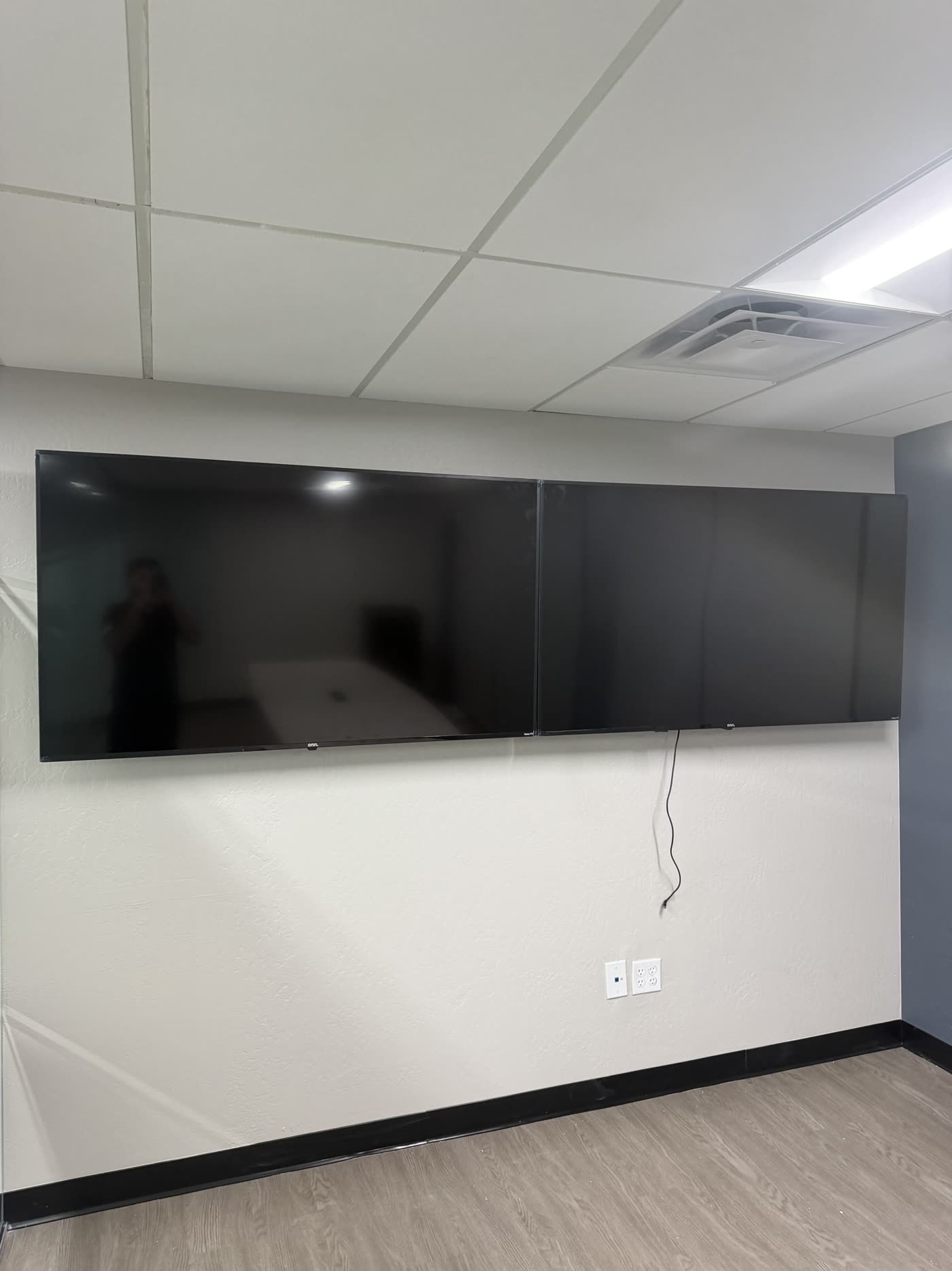 Conference room set back up by Marathon Movers, Phoenix AZ