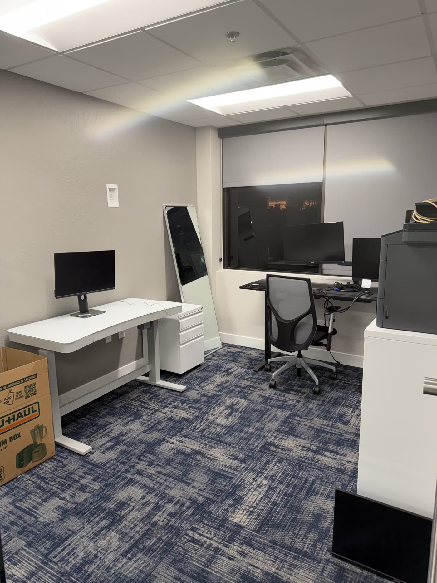 Office workstations rebuilt after the move by Marathon Movers, Phoenix AZ
